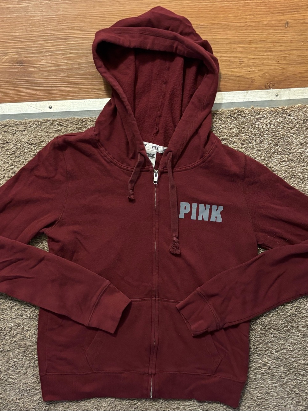 PINK Victoria Secret Womans Sm Maroon Zip-Up Hoodie Jacket Gently Used Condition
